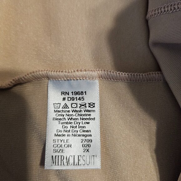 NWT  Miraclesuit Shapewear Warm Beige Size 2XL - Picture 3 of 8